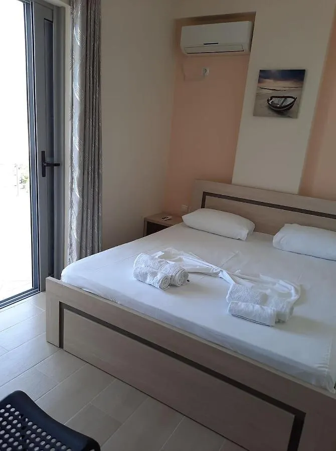 Bill'S Apartments Sarandë 0*,  アルバニア